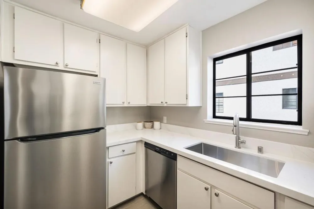 101 E Middlefield Road #5 Mountain View, CA 94043