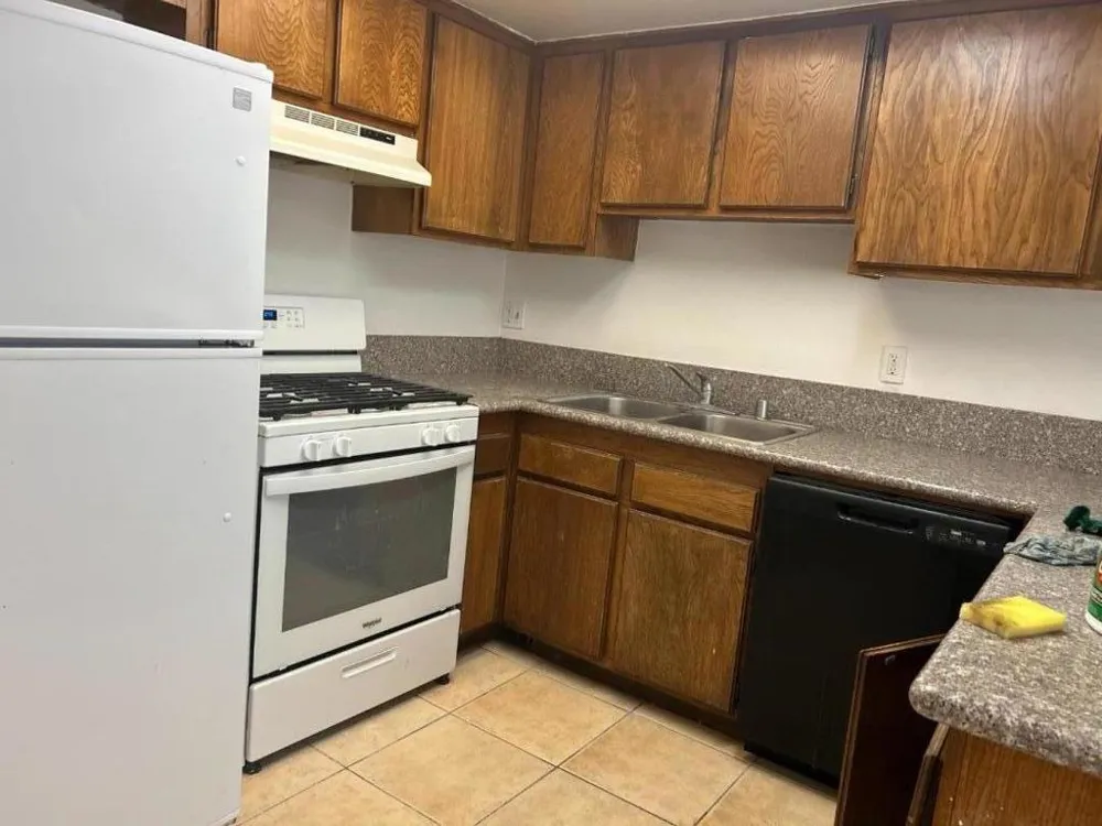 1960 Southwest Expressway San Jose, CA 95126