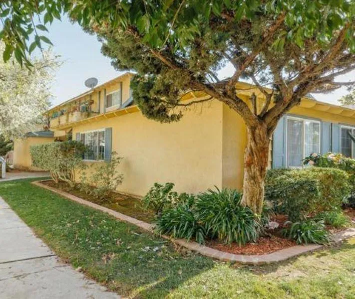 1960 Southwest Expressway San Jose, CA 95126