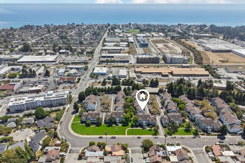 41 Grandview Street #907 Santa Cruz, CA 95060