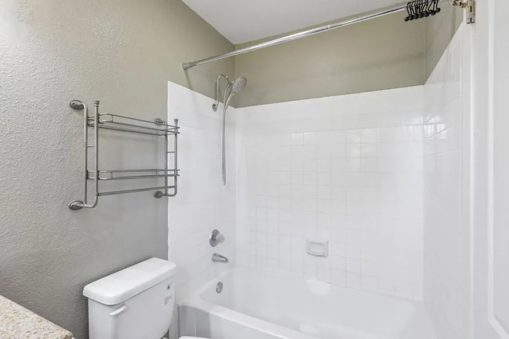 41 Grandview Street #907 Santa Cruz, CA 95060