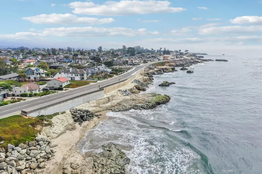 41 Grandview Street #907 Santa Cruz, CA 95060