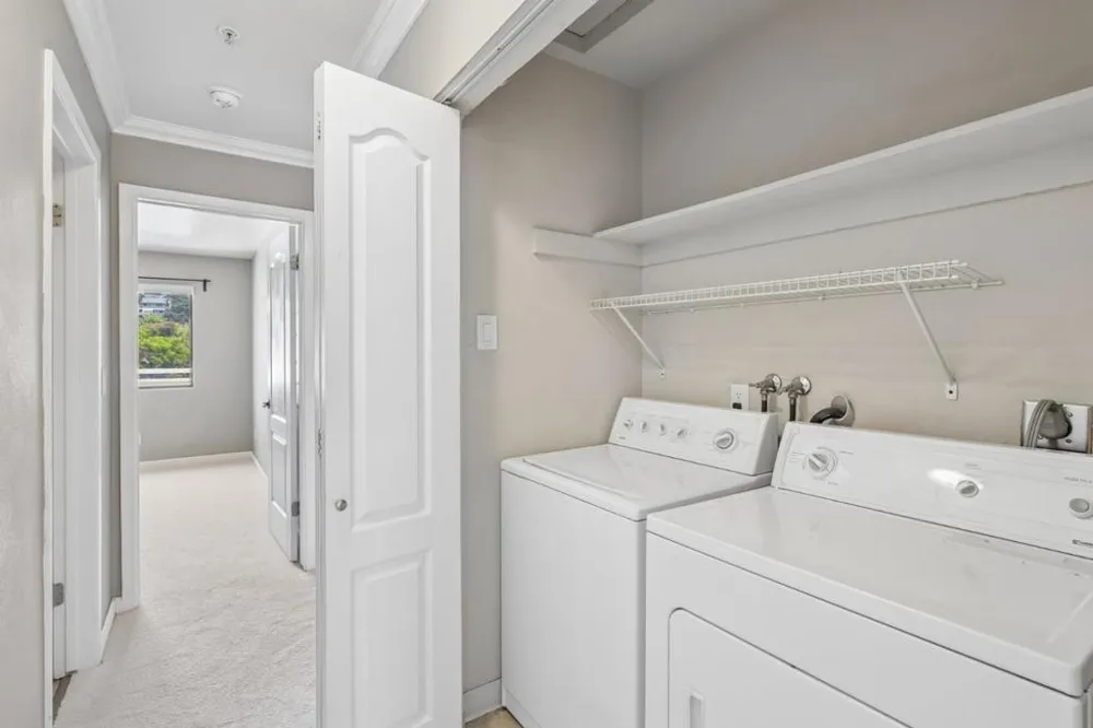41 Grandview Street #907 Santa Cruz, CA 95060