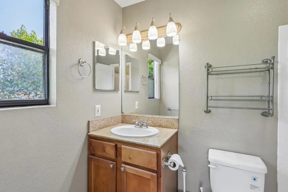 41 Grandview Street #907 Santa Cruz, CA 95060