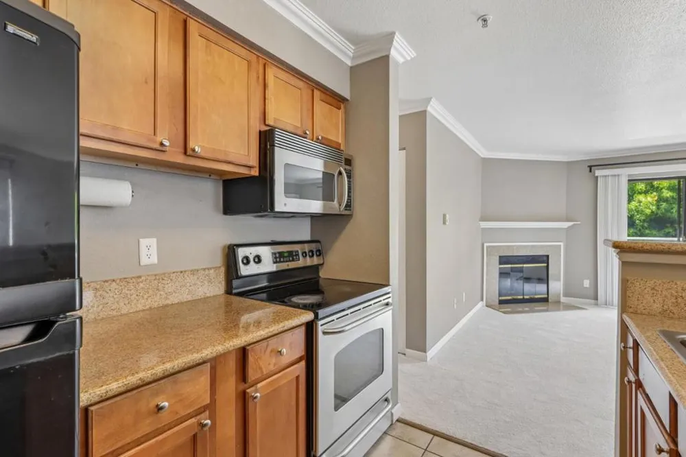 41 Grandview Street #907 Santa Cruz, CA 95060
