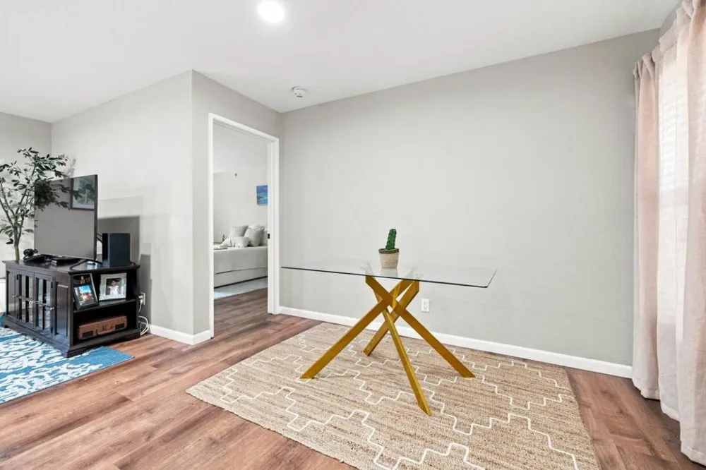 680 Dartmore Lane #259 Hayward, CA 94544