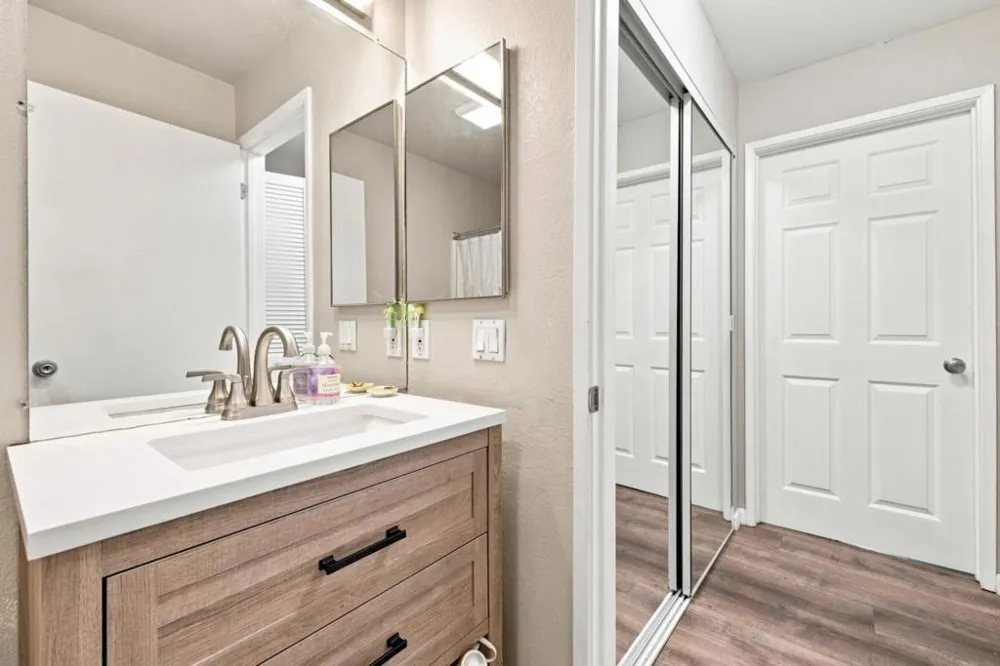 680 Dartmore Lane #259 Hayward, CA 94544