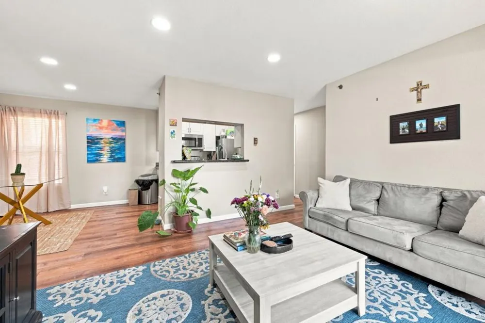 680 Dartmore Lane #259 Hayward, CA 94544