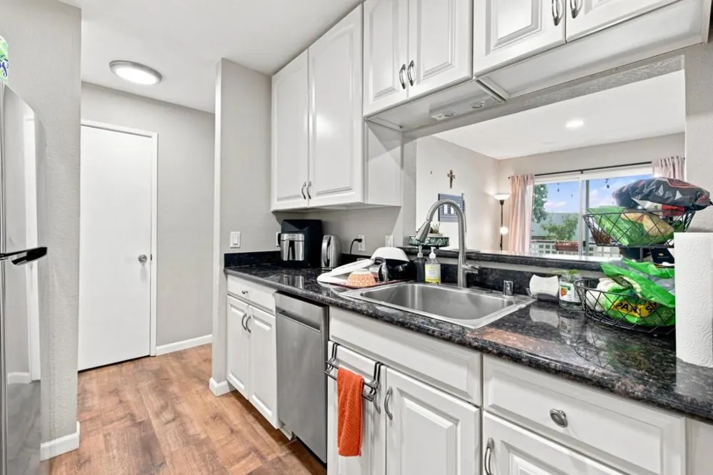 680 Dartmore Lane #259 Hayward, CA 94544