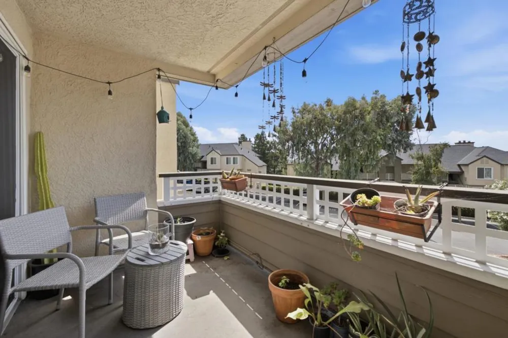680 Dartmore Lane #259 Hayward, CA 94544