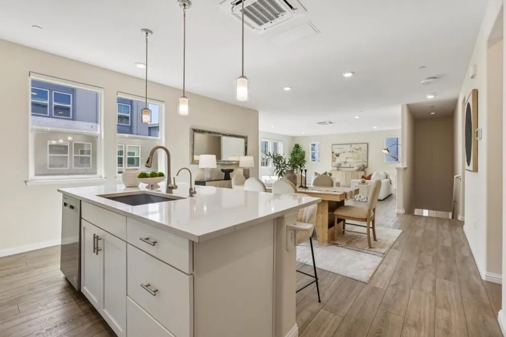 6571 Vision Court San Jose, CA 95119