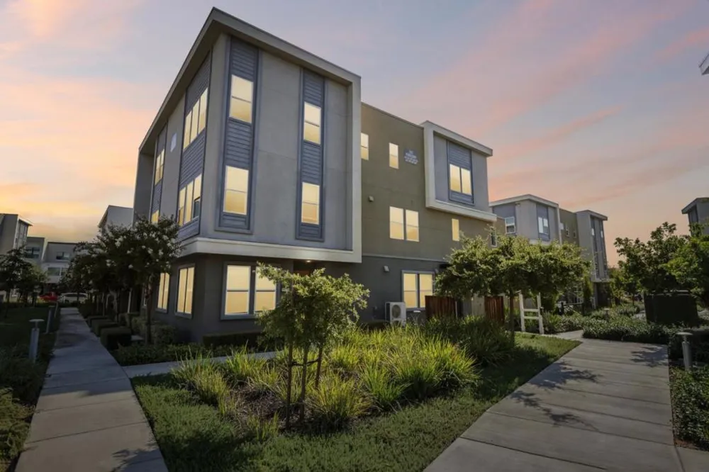 6571 Vision Court San Jose, CA 95119