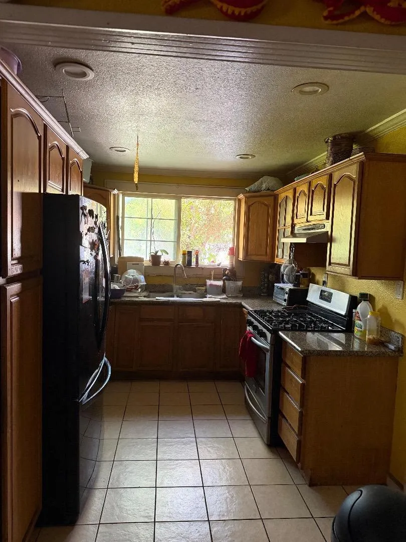 116 Abelia Way East Palo Alto, CA 94303