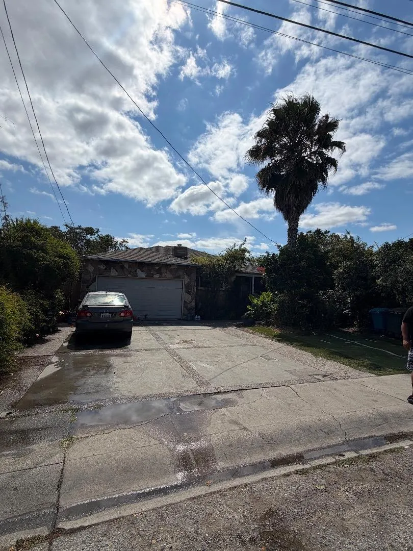 116 Abelia Way East Palo Alto, CA 94303