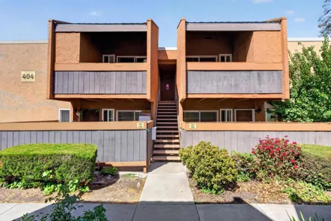 404 Dempsey Road #207