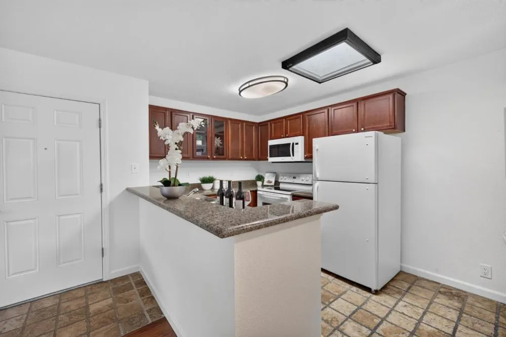 404 Dempsey Road #207 Milpitas, CA 95035
