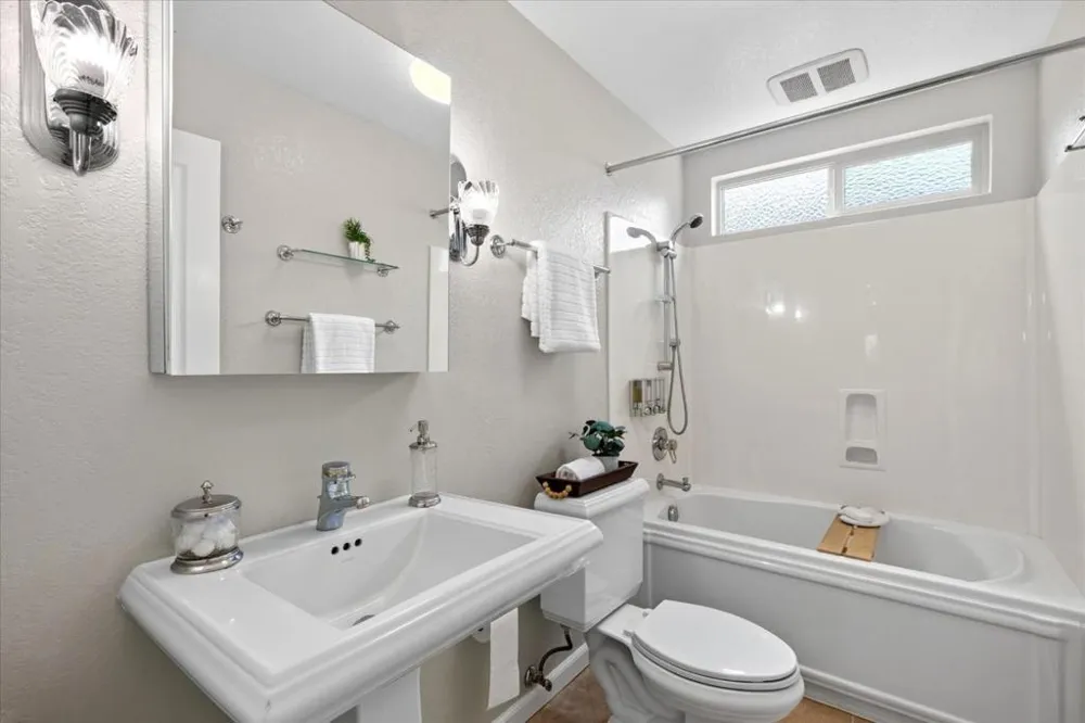 5391 Celeste Avenue Livermore, CA 94550
