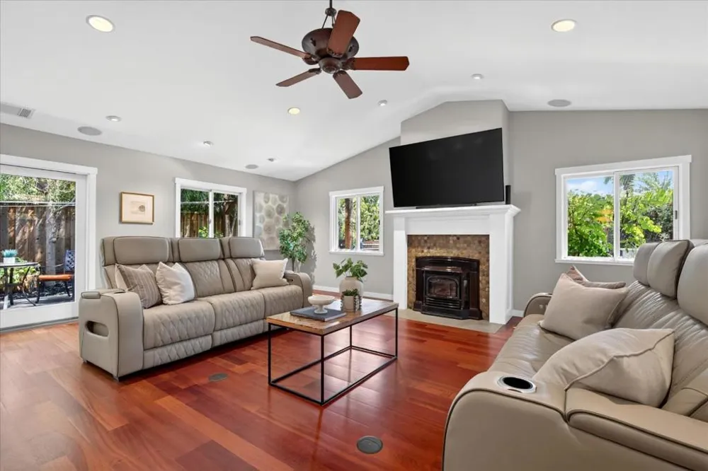 5391 Celeste Avenue Livermore, CA 94550