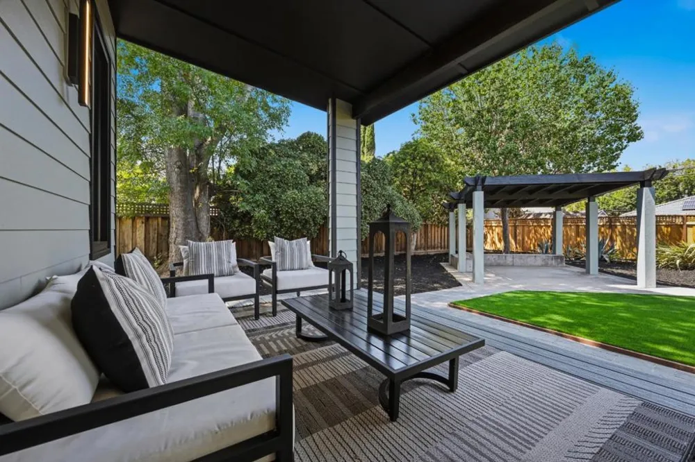 11841 Southwood Drive Saratoga, CA 95070