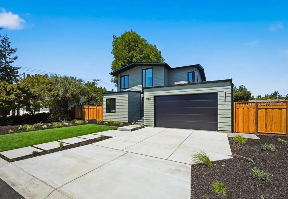 11841 Southwood Drive Saratoga, CA 95070