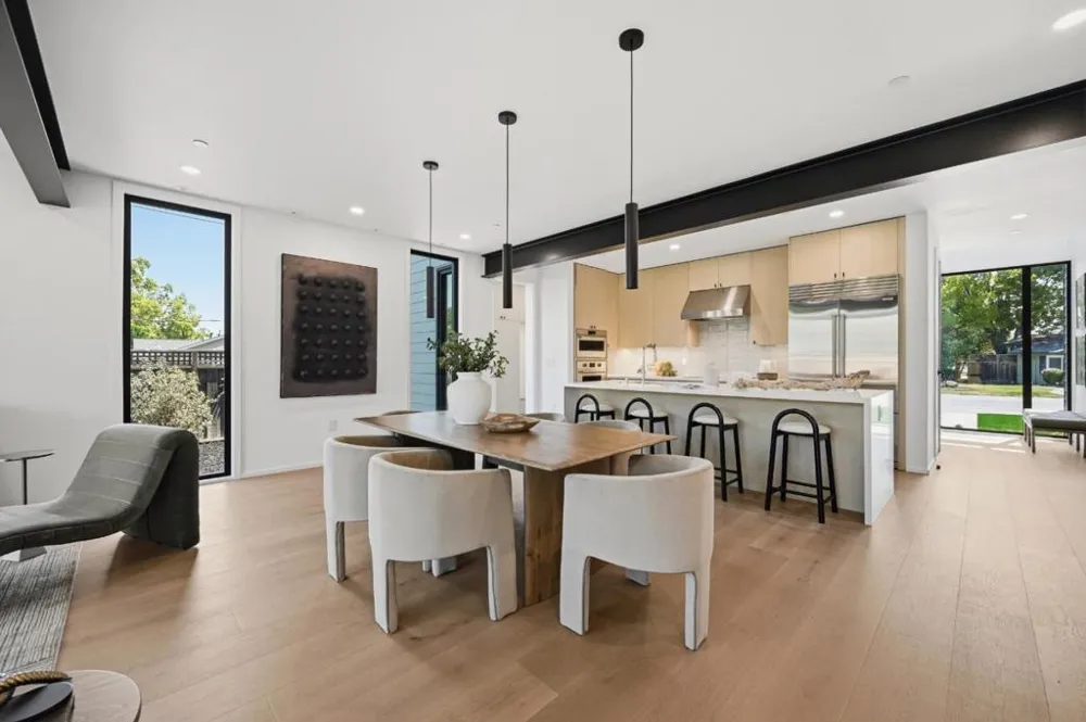 11841 Southwood Drive Saratoga, CA 95070