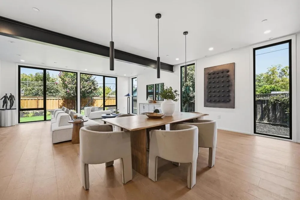 11841 Southwood Drive Saratoga, CA 95070