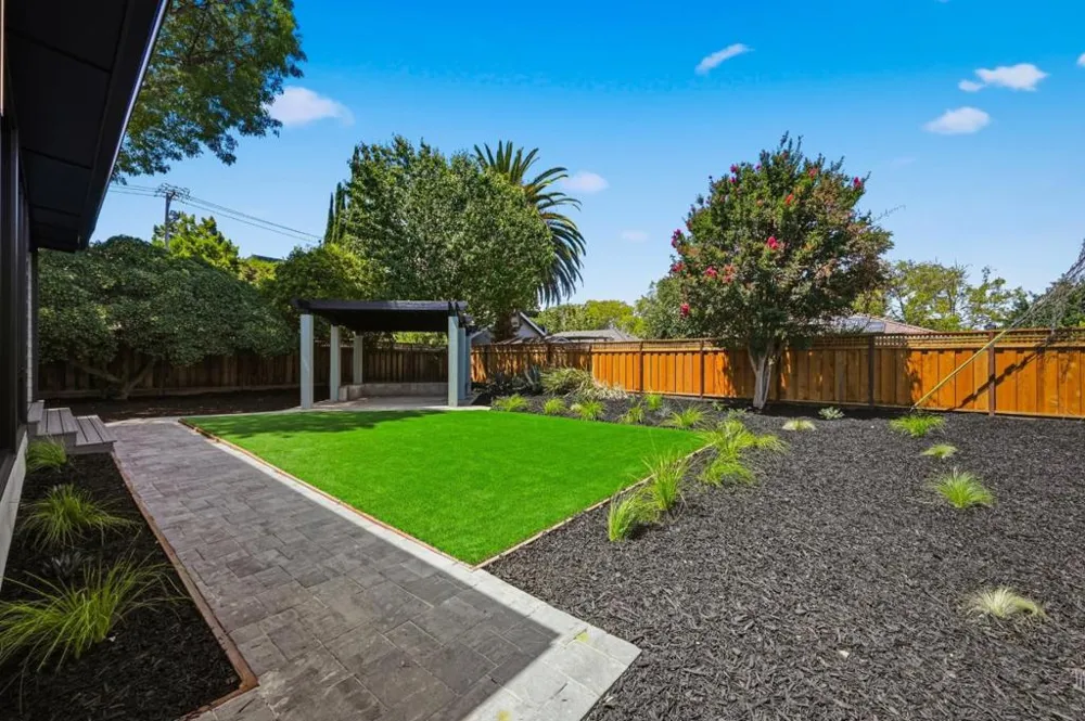 11841 Southwood Drive Saratoga, CA 95070