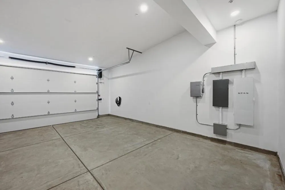 11841 Southwood Drive Saratoga, CA 95070