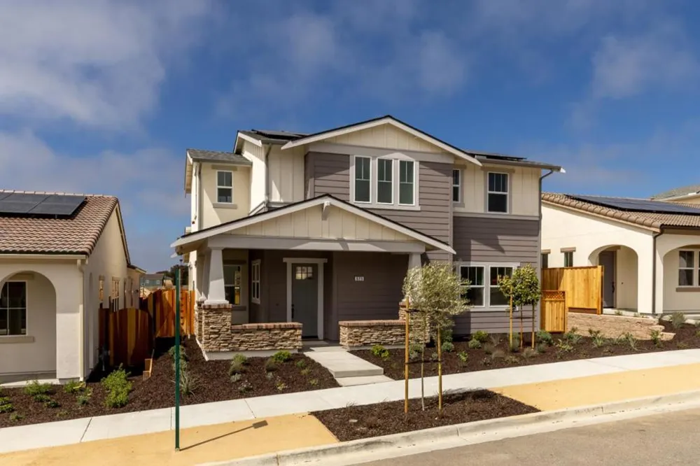 625 Santa Lucia Way Marina, CA 93933