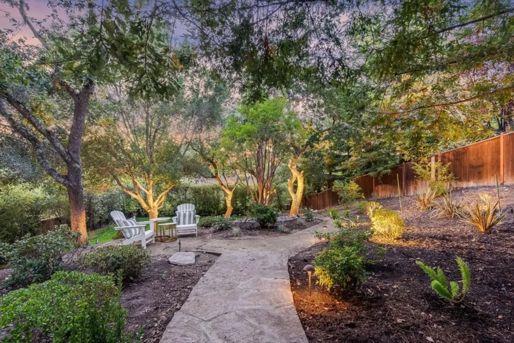 239 Upland Road Redwood City, CA 94062