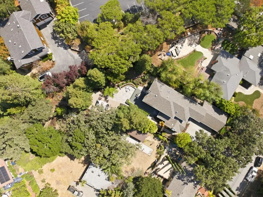 239 Upland Road Redwood City, CA 94062
