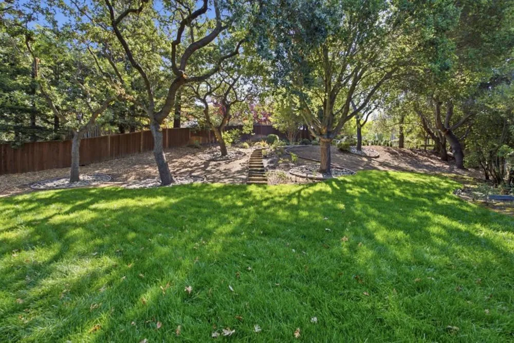 239 Upland Road Redwood City, CA 94062
