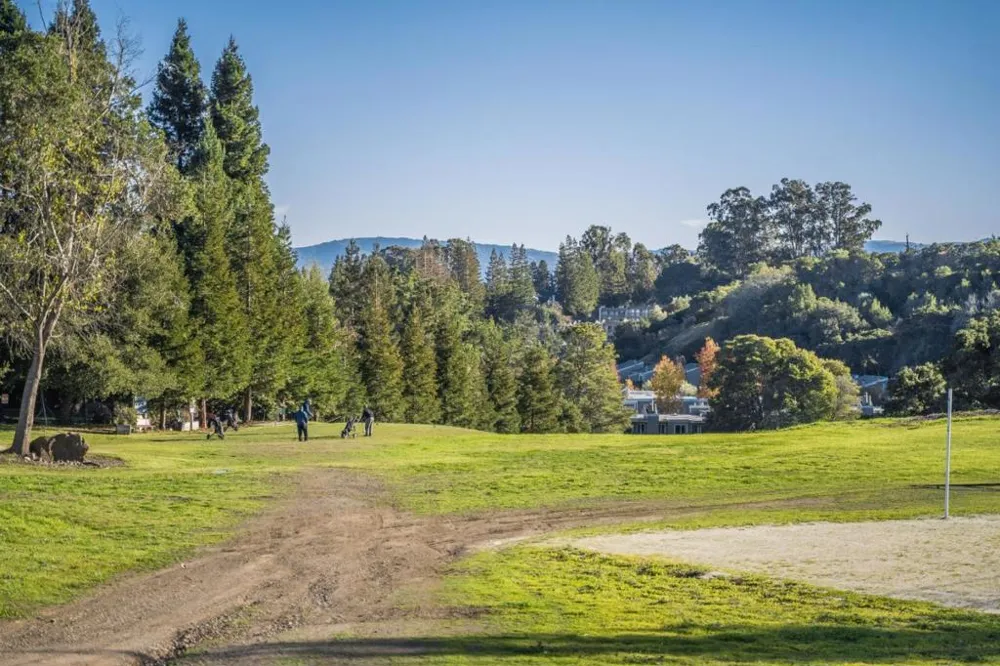 239 Upland Road Redwood City, CA 94062
