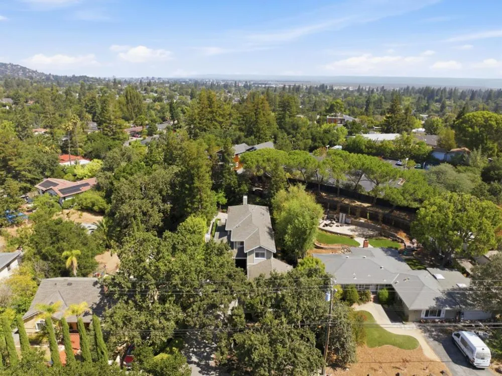 239 Upland Road Redwood City, CA 94062