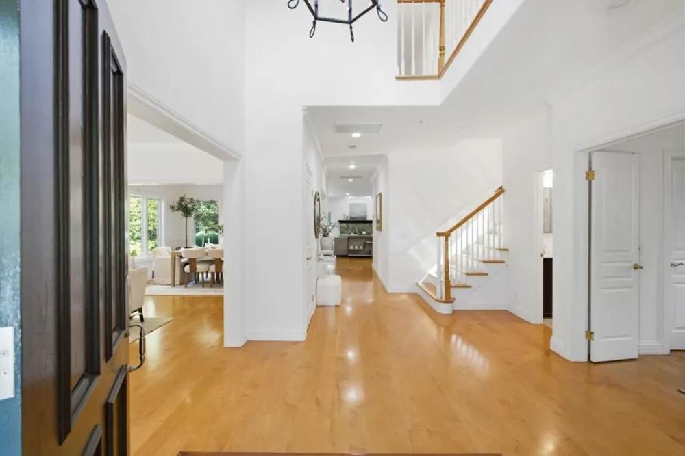 239 Upland Road Redwood City, CA 94062