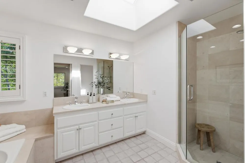 239 Upland Road Redwood City, CA 94062