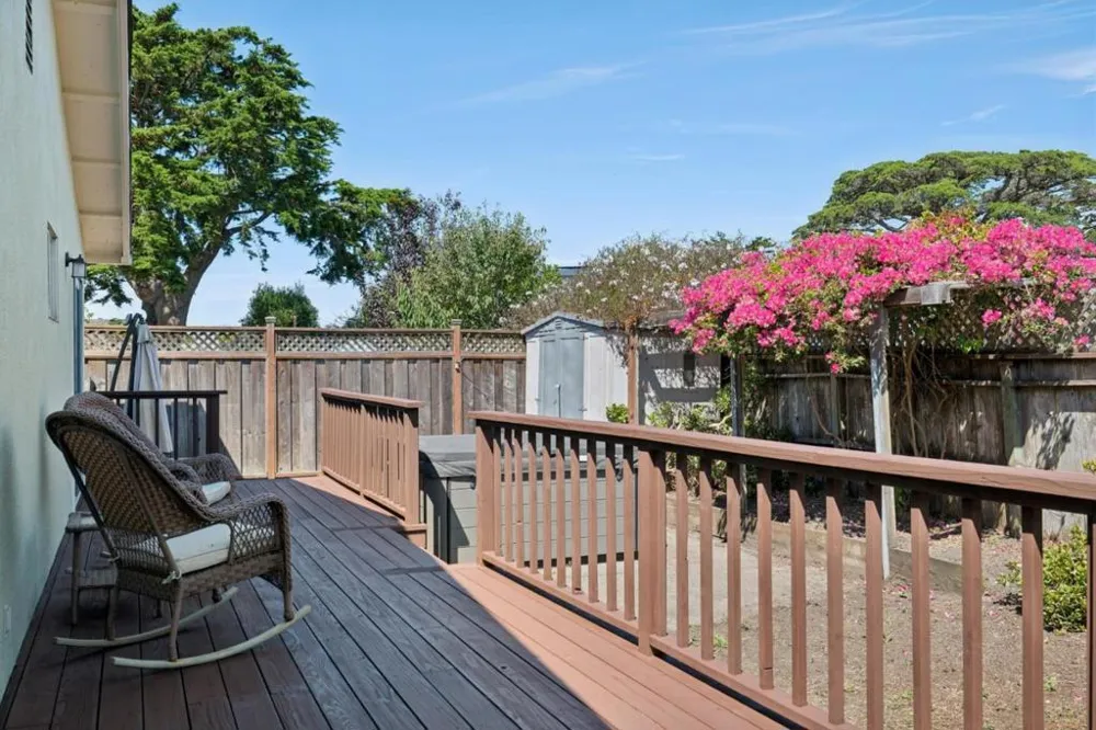 359 Grove Street Half Moon Bay, CA 94019