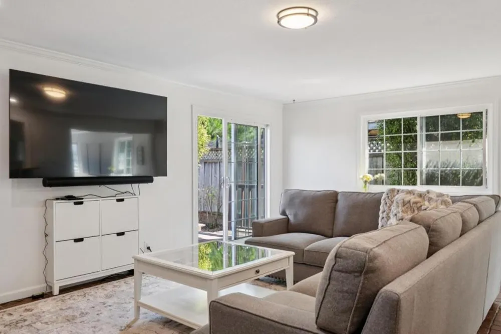 359 Grove Street Half Moon Bay, CA 94019
