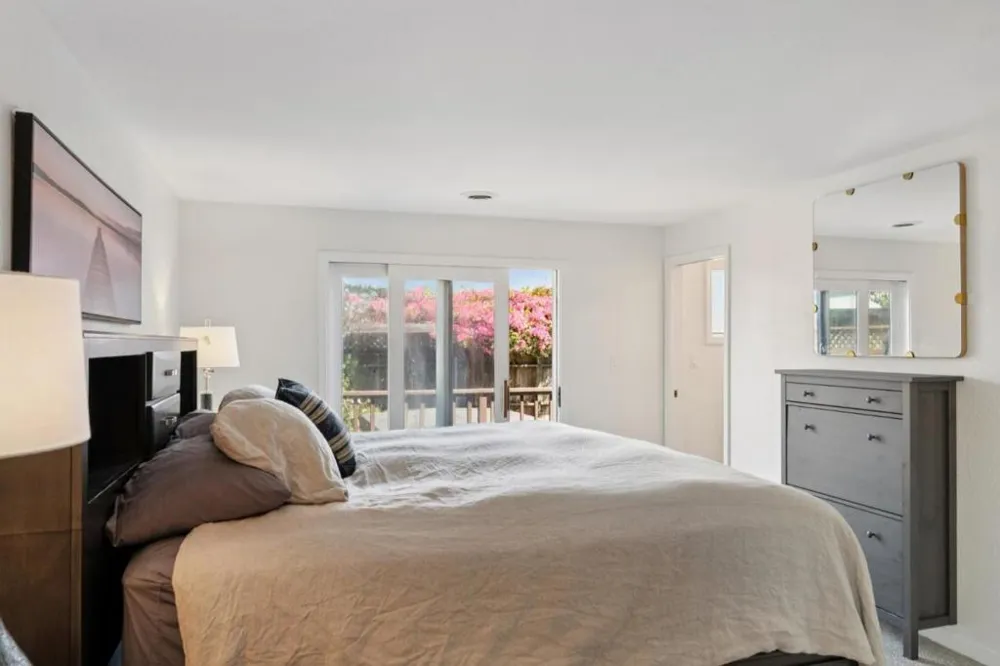 359 Grove Street Half Moon Bay, CA 94019