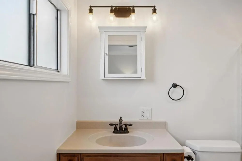 359 Grove Street Half Moon Bay, CA 94019
