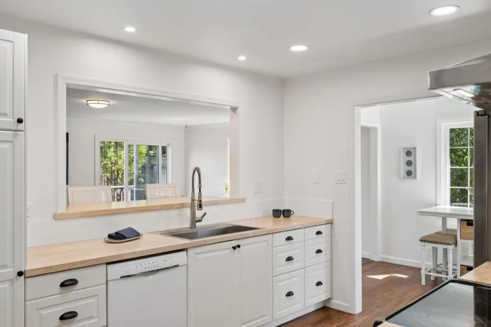 359 Grove Street Half Moon Bay, CA 94019