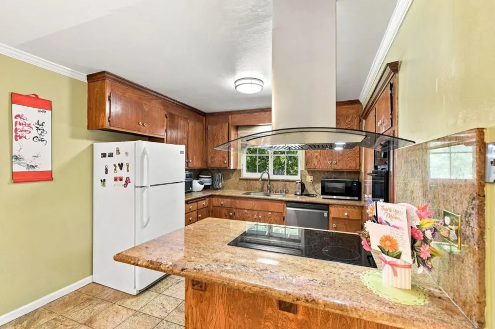 1464 Hillsdale Avenue San Jose, CA 95118