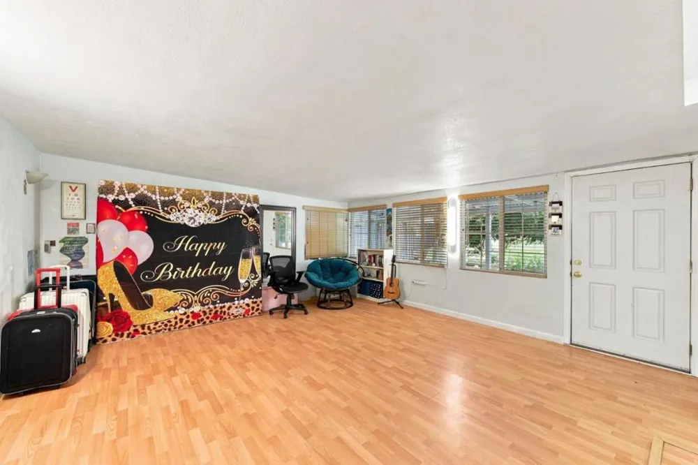 1464 Hillsdale Avenue San Jose, CA 95118