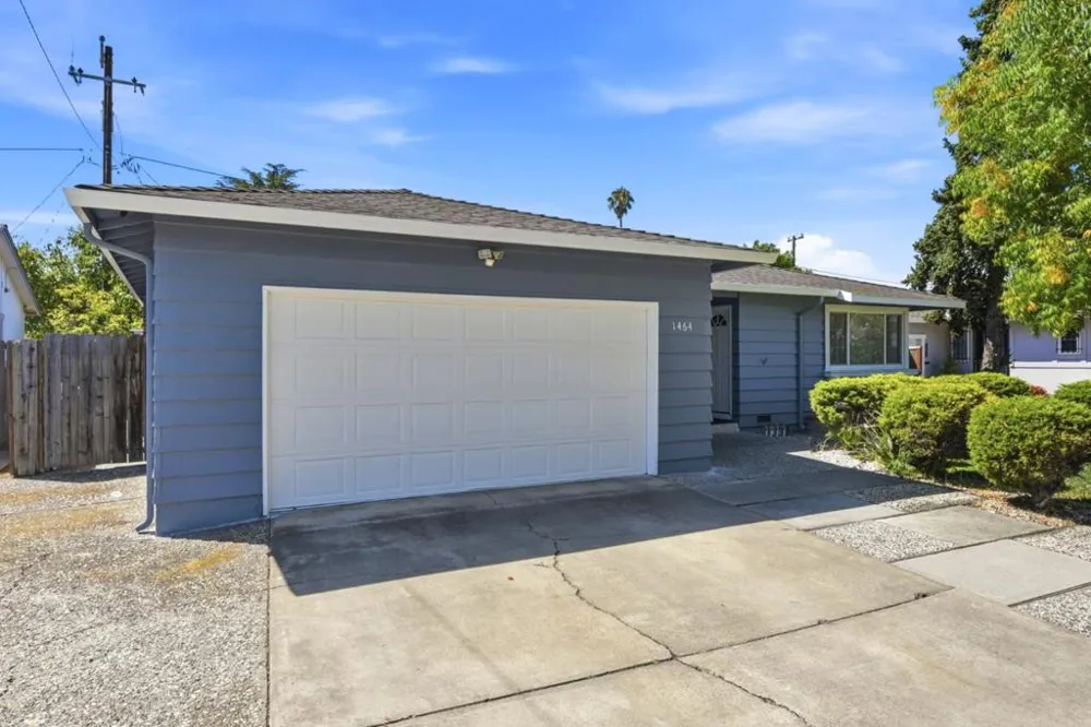 1464 Hillsdale Avenue San Jose, CA 95118