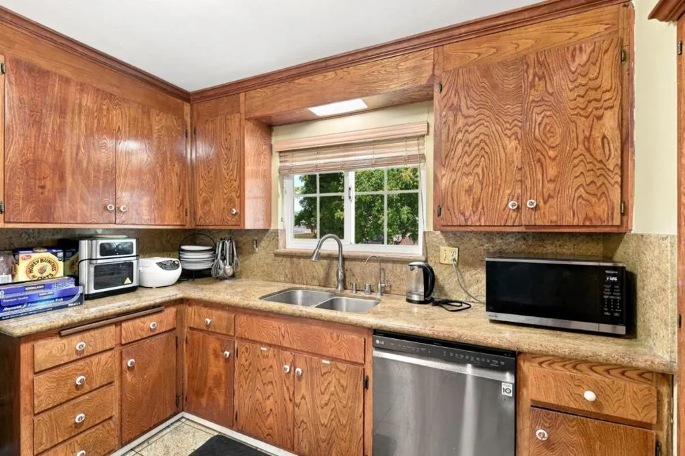 1464 Hillsdale Avenue San Jose, CA 95118