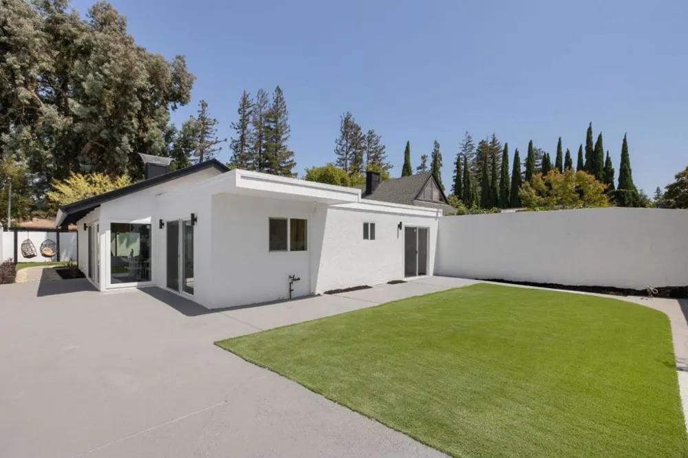 1022 E Evelyn Avenue Sunnyvale, CA 94086
