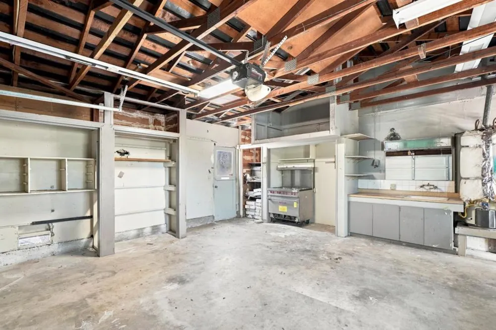 92 Welle Road Crockett, CA 94525