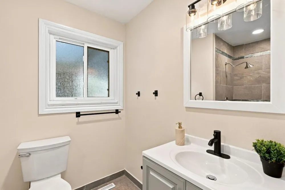 92 Welle Road Crockett, CA 94525