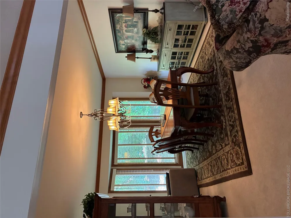 6187 Country Ridge Drive Troy City, MI 48098