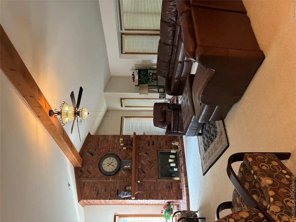 6187 Country Ridge Drive Troy City, MI 48098